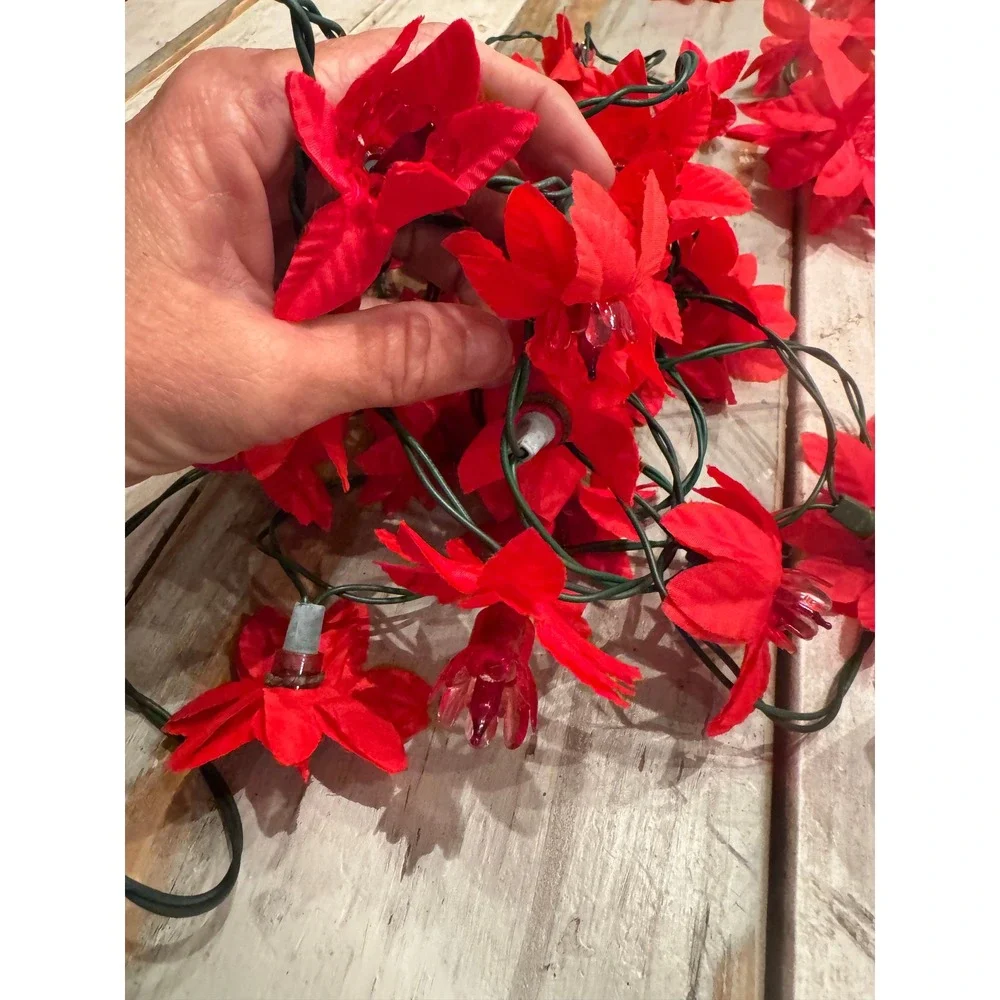 VTG Wynne 20-Lite Poinsettia Christmas Lights Circa 60s70s WORK BUT NOT FLASHING